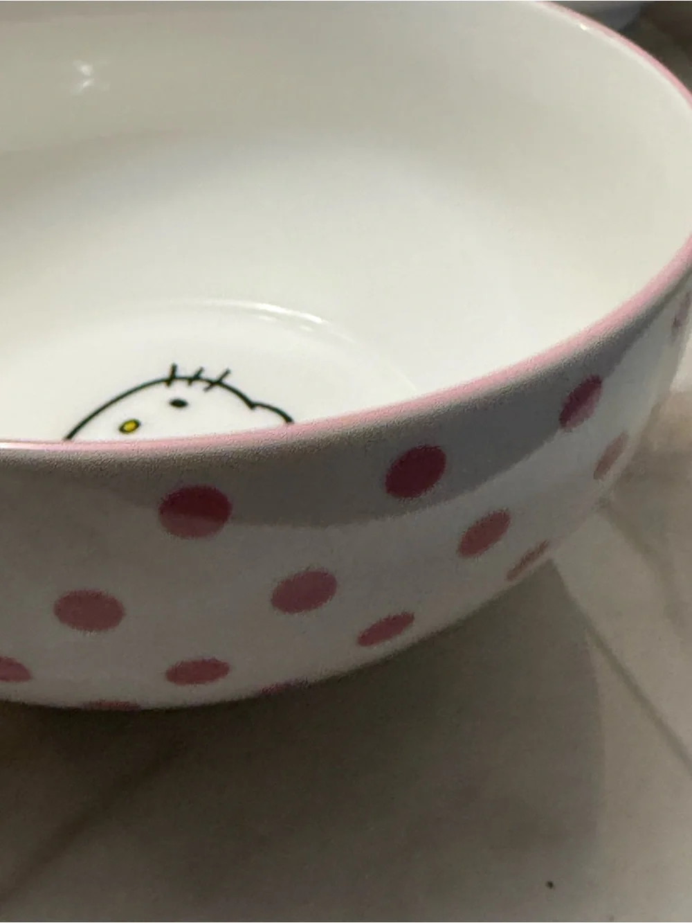 Hello Kitty Set of 2 Ceramic Polka Dot Bowls White/Pink Microwave Safe 27oz